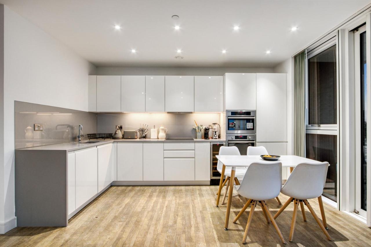 شقة 2 Bed 2 Bath Next To Nine Elms Station - Zone 1 لندن المظهر الخارجي الصورة