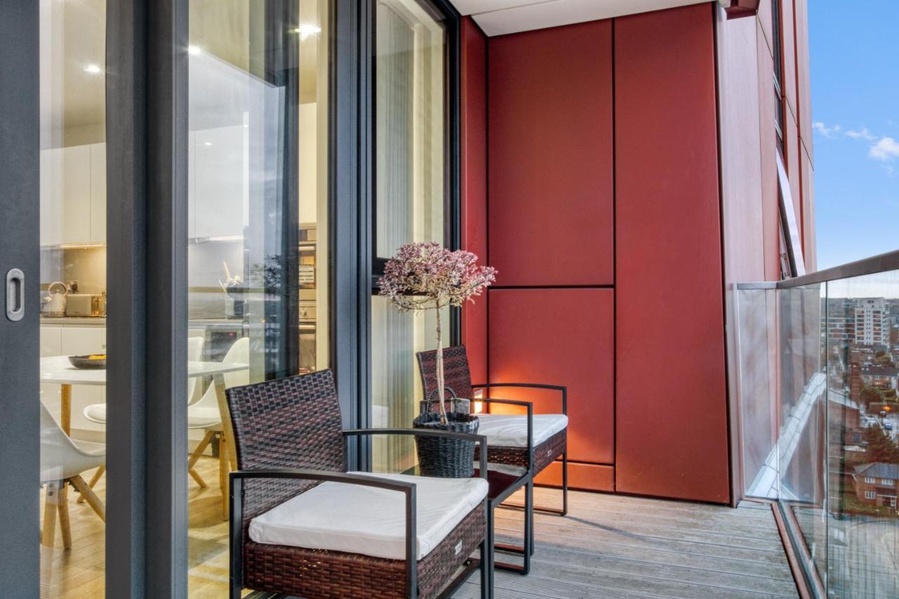شقة 2 Bed 2 Bath Next To Nine Elms Station - Zone 1 لندن المظهر الخارجي الصورة